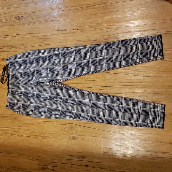 Tahari Jegging - Picture 3 of 10